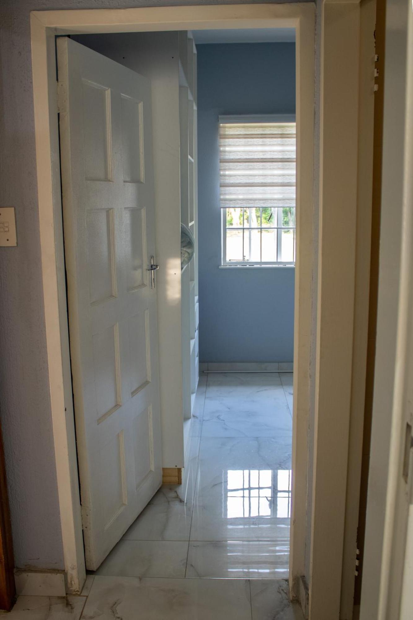 Rehoboth Ezulwini Suites Lobamba ภายนอก รูปภาพ