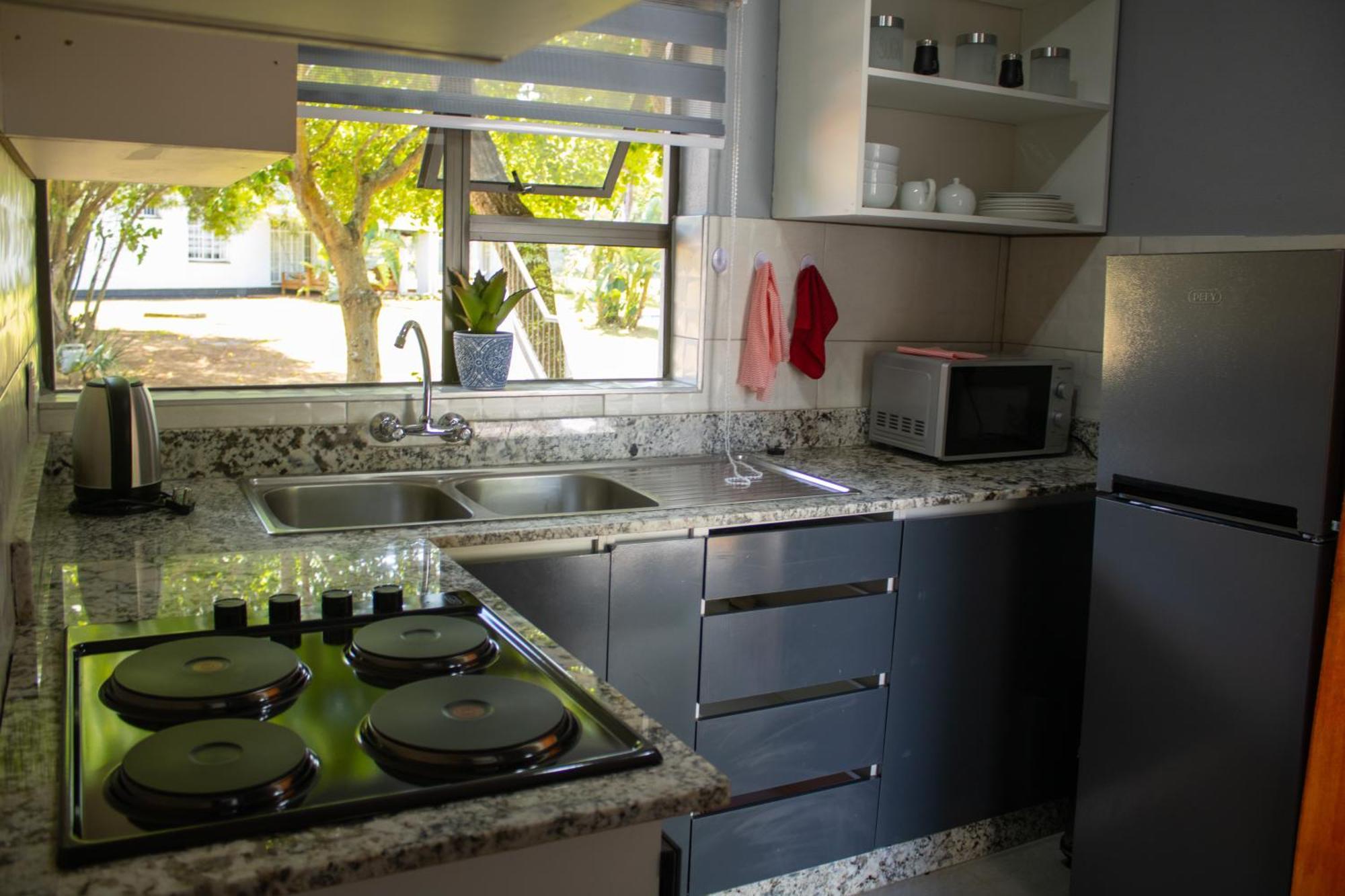 Rehoboth Ezulwini Suites Lobamba ภายนอก รูปภาพ
